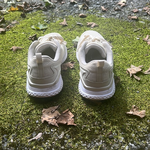 Pink Soda brand sneakers - Picture 5 of 7